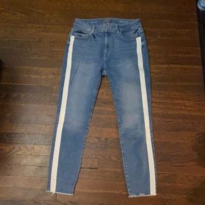Jeans with white stripe down the side
